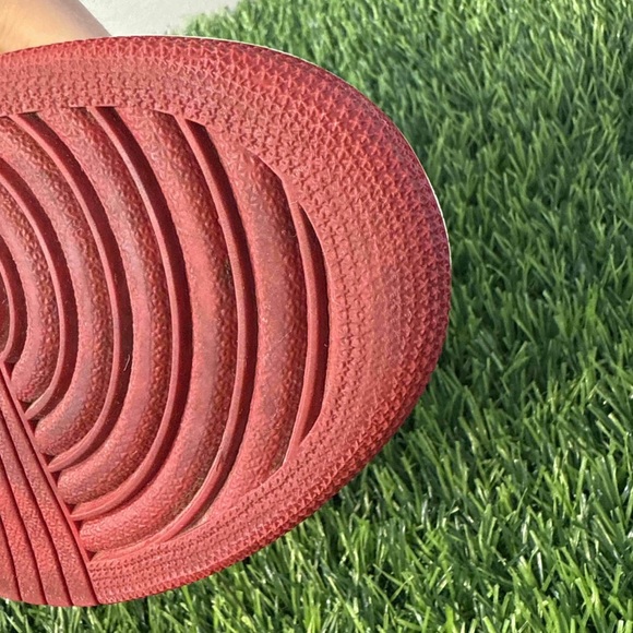 Nike Air Jordan 1 Retro High OG Bred Toe 2018 Red Black White - Picture 10 of 11